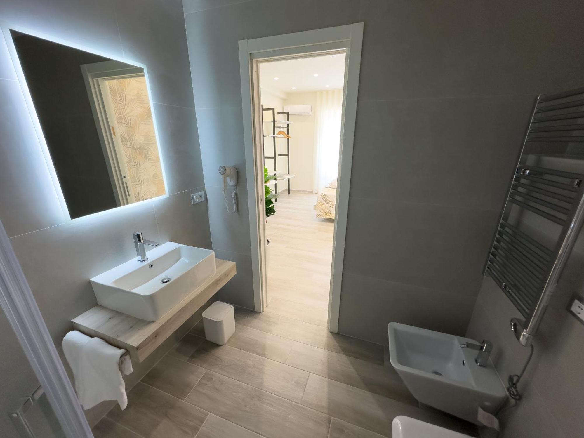 Al Civico3 Home & Suites Salerno Eksteriør bilde