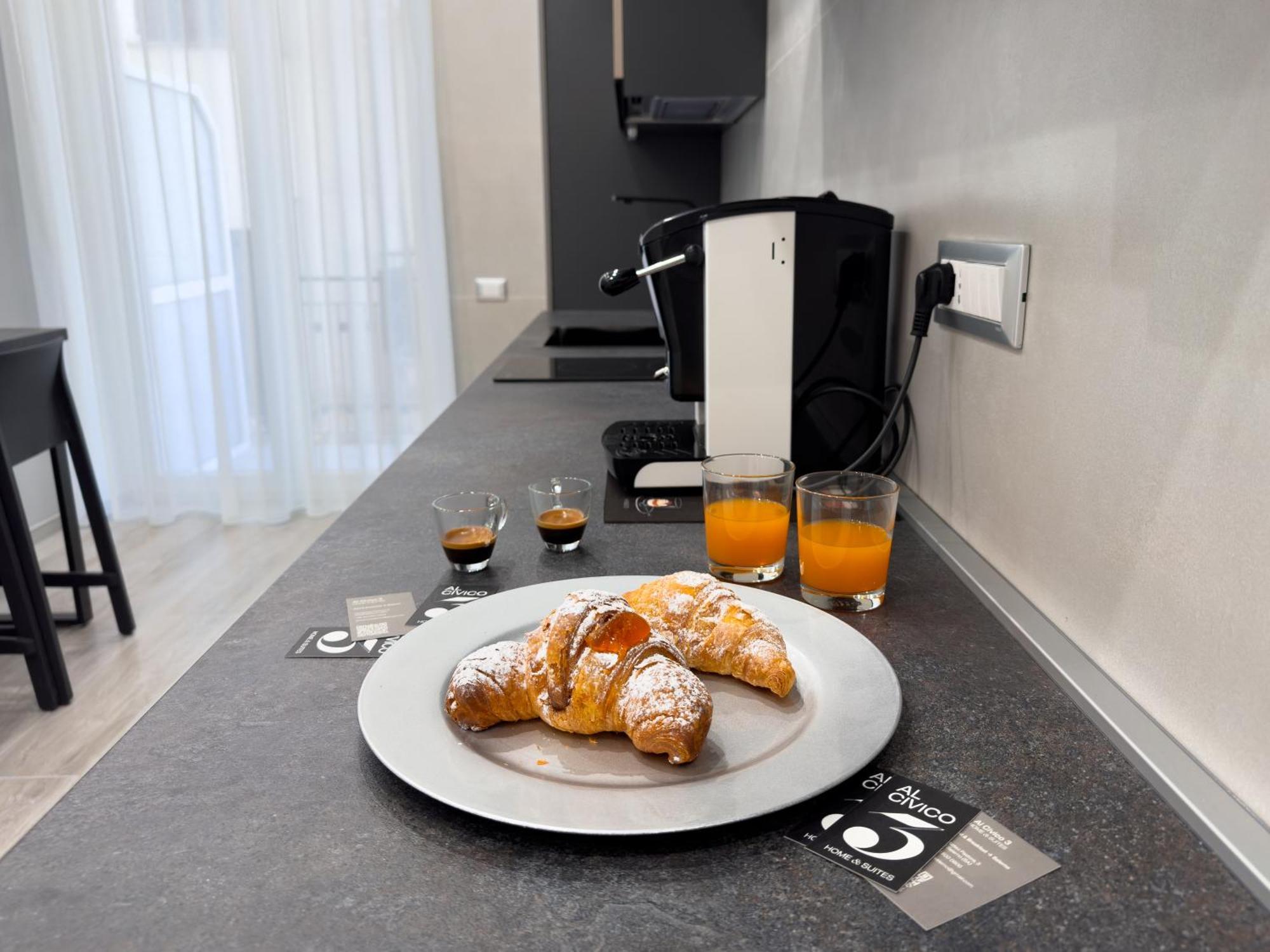 Al Civico3 Home & Suites Salerno Eksteriør bilde